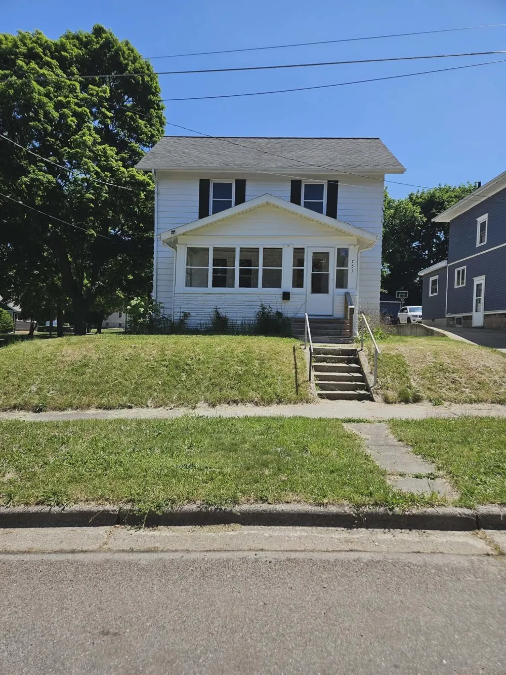 751 East Avenue Jackson City, MI 49202