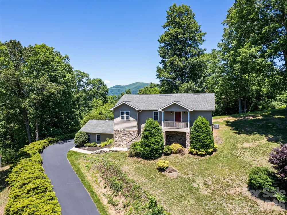283 Blake Drive Canton, NC 28716