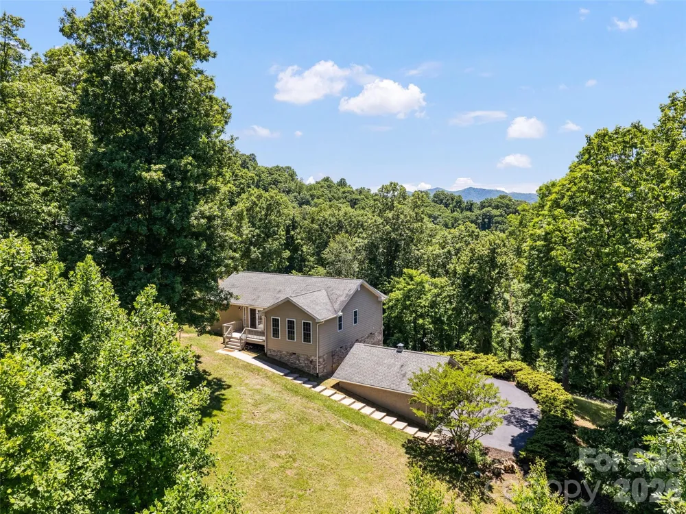 283 Blake Drive Canton, NC 28716