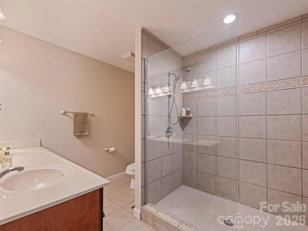 283 Blake Drive Canton, NC 28716