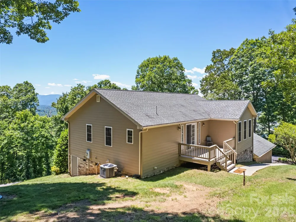 283 Blake Drive Canton, NC 28716