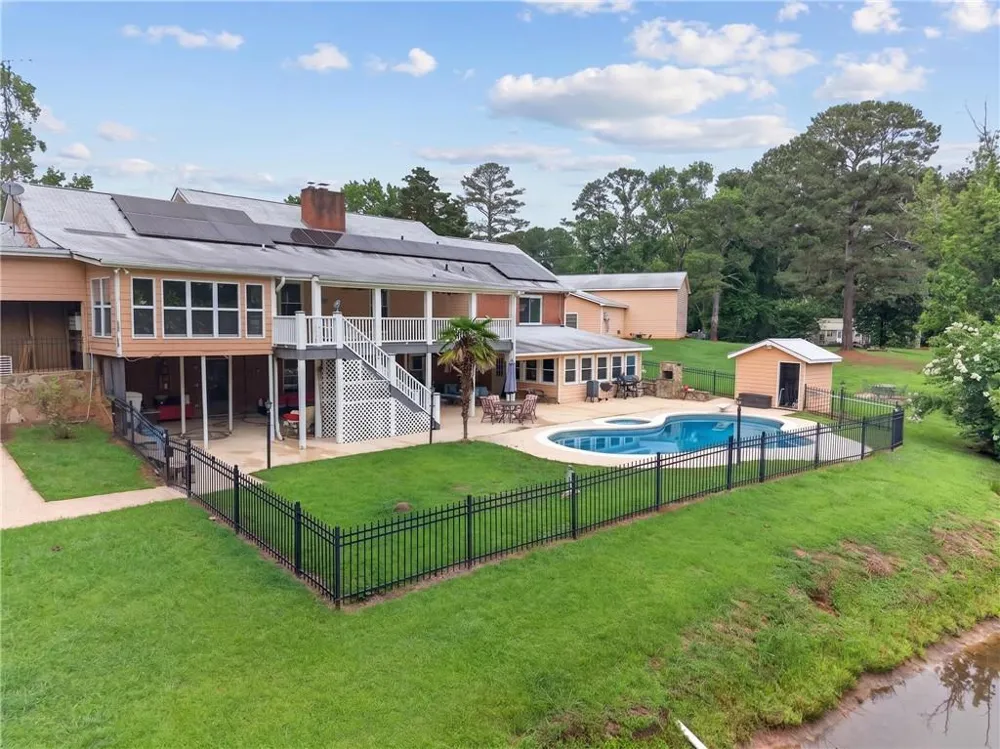 1378 Amber Stapp Studdard Road Social Circle, GA 30025