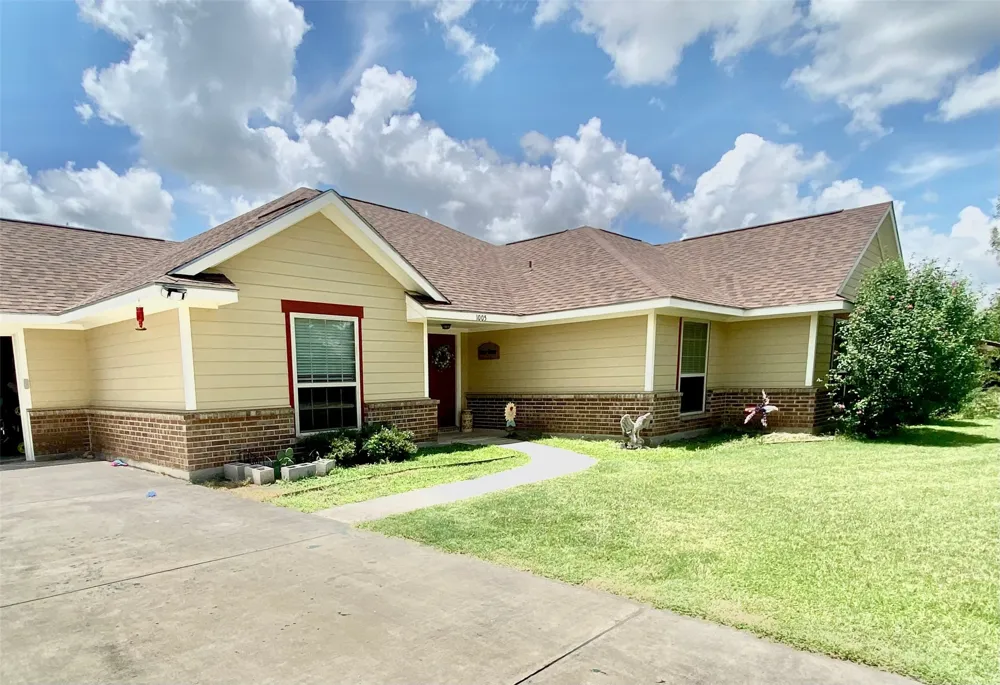 1005 Terrace Drive Bangs, TX 76823