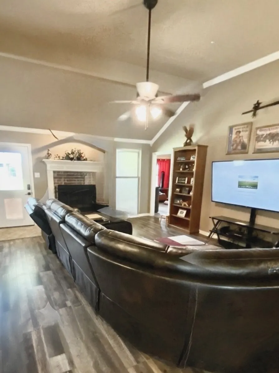1005 Terrace Drive Bangs, TX 76823