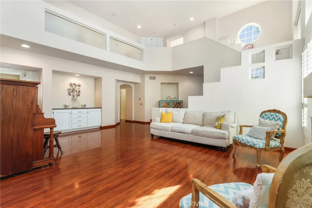 61 Summitcrest Trabuco Canyon, CA 92679