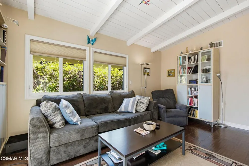 181 Beech Road Newbury Park, CA 91320