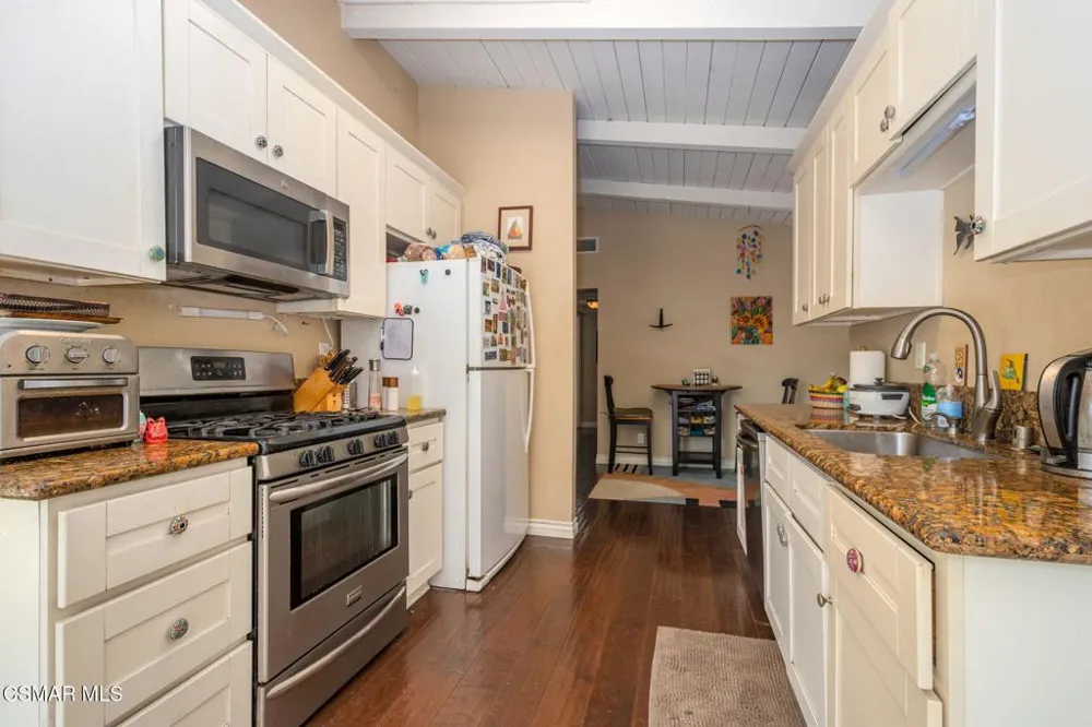 181 Beech Road Newbury Park, CA 91320