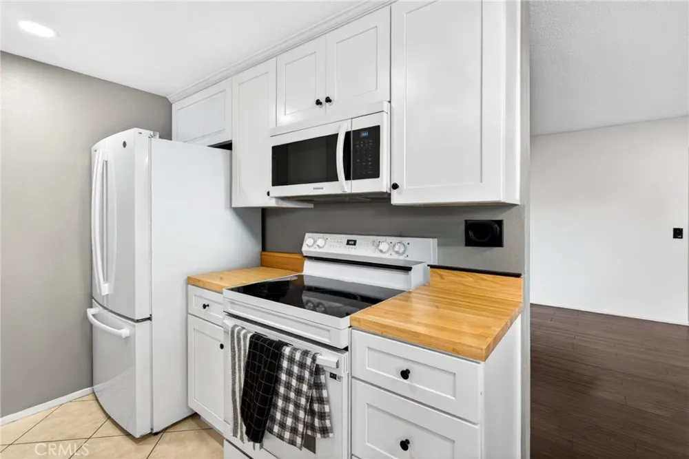 145 S Poplar #20 Brea, CA 92821