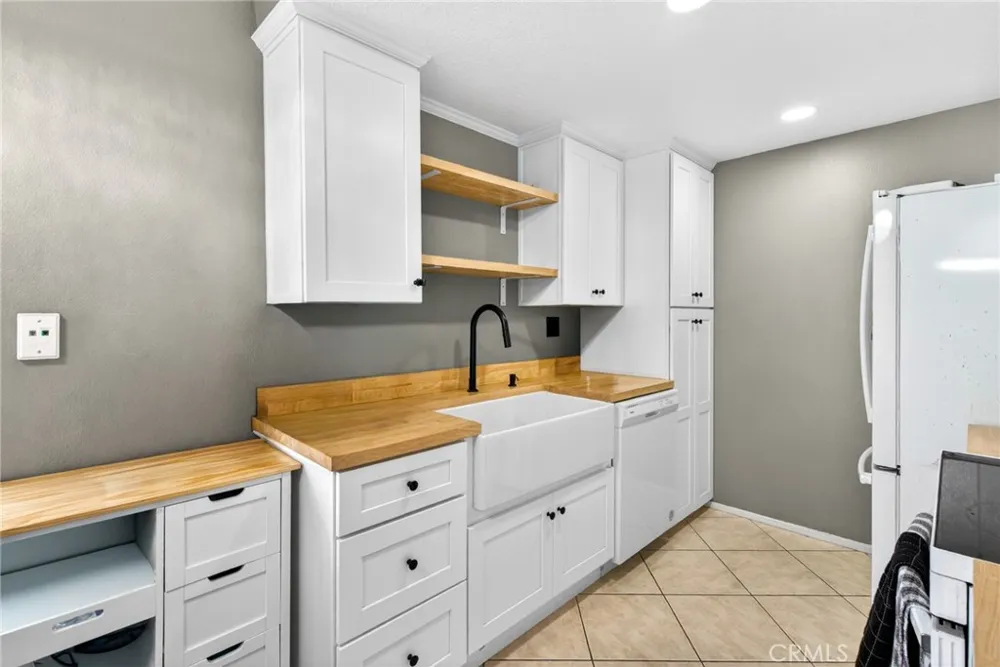 145 S Poplar #20 Brea, CA 92821