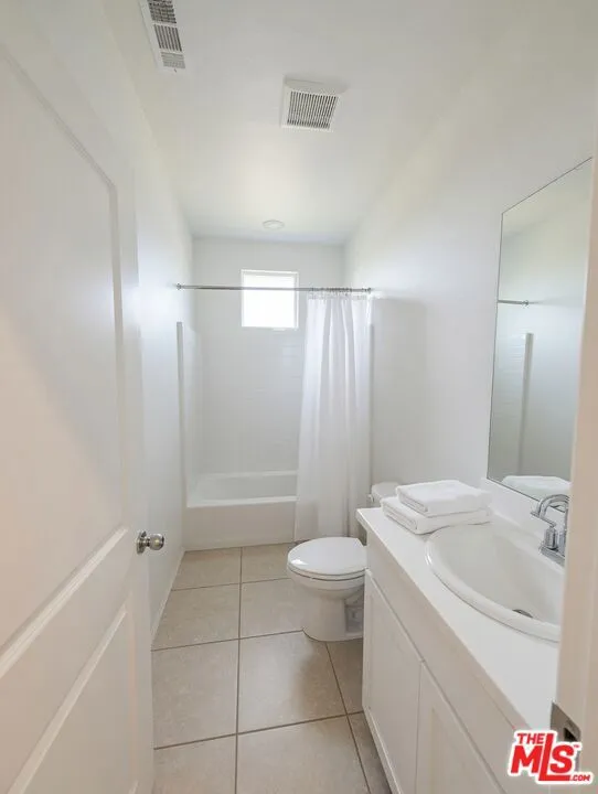 1019 Hudson Lane West Covina, CA 91790