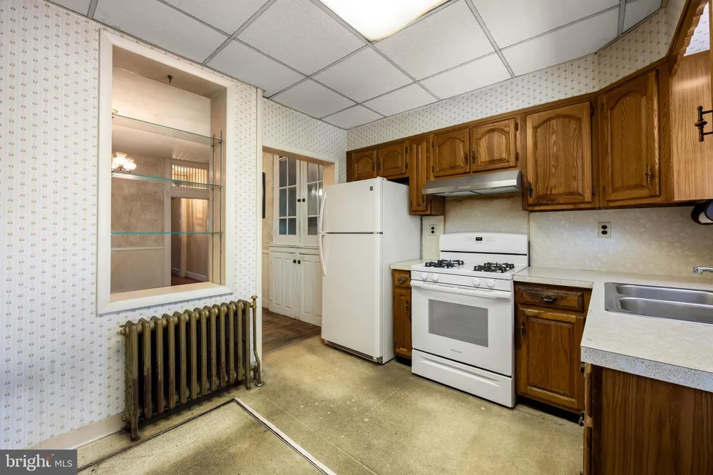 1016 W 38TH STREET Baltimore, MD 21211