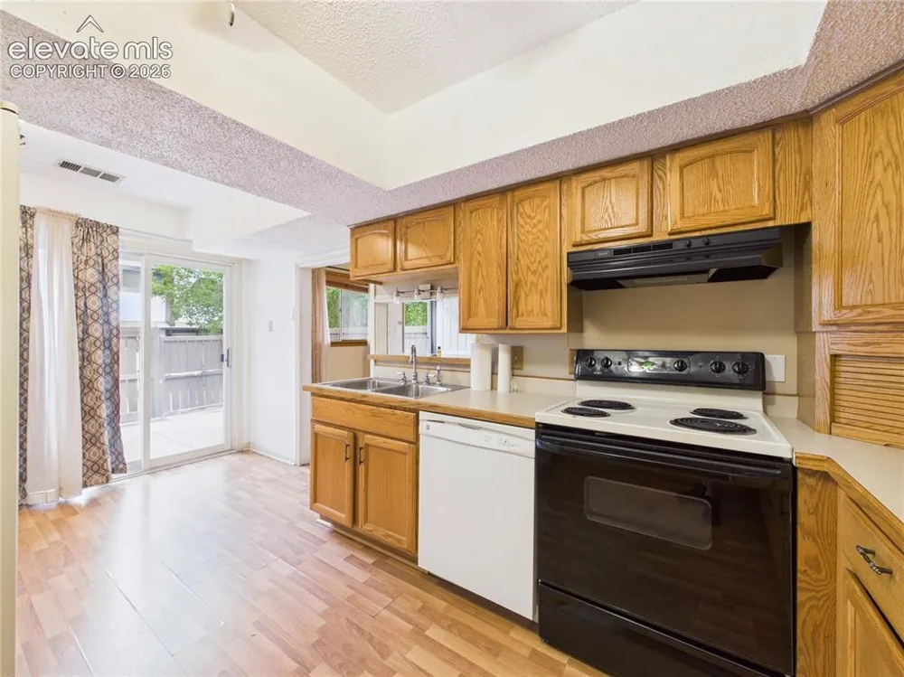164 Bonnymede Road #E Pueblo, CO 81001