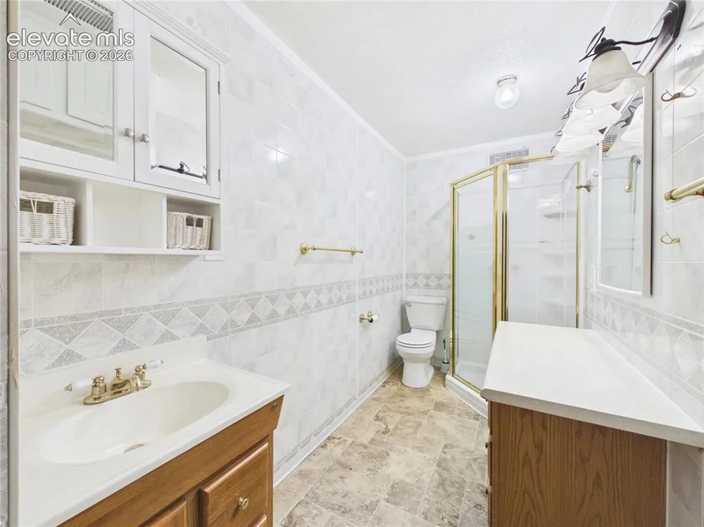 164 Bonnymede Road #E Pueblo, CO 81001