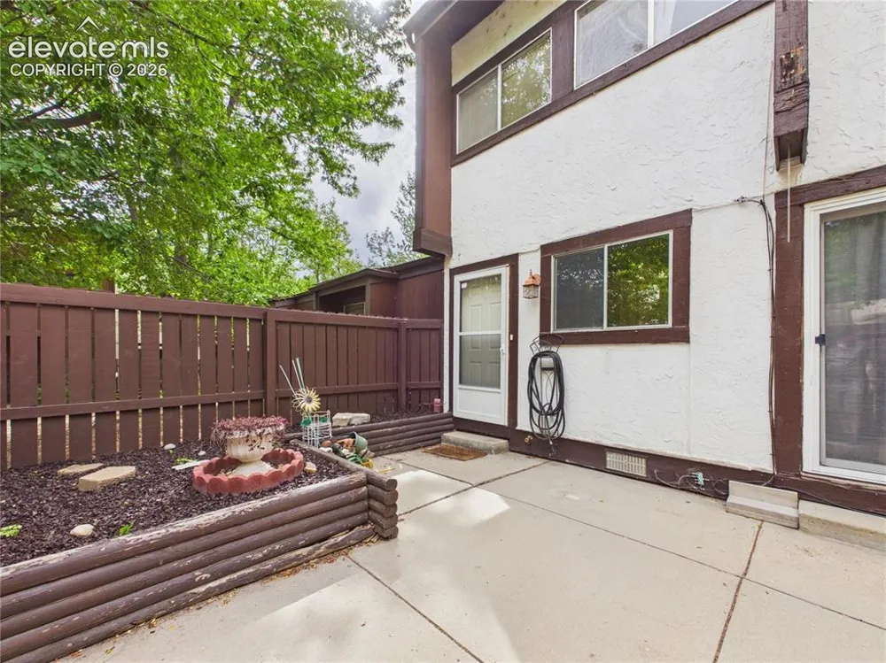 164 Bonnymede Road #E Pueblo, CO 81001