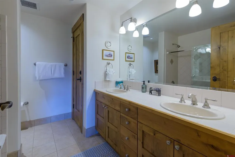14 Hunter Hill Rd #C-102 Crested Butte, CO 81225