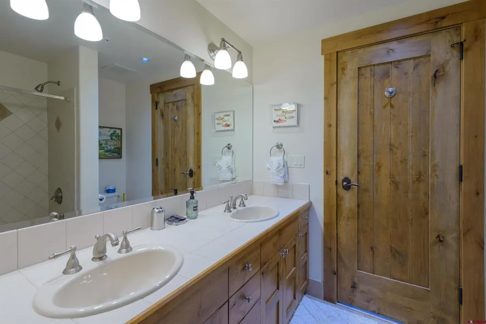 14 Hunter Hill Rd #C-102 Crested Butte, CO 81225