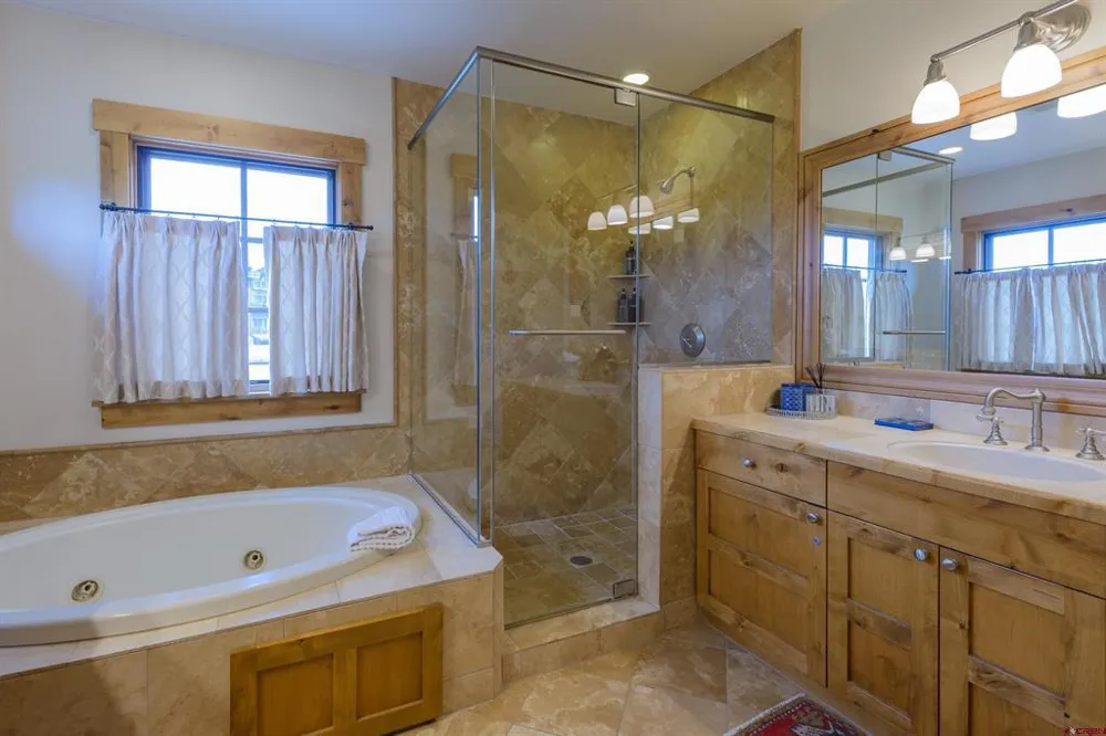14 Hunter Hill Rd #C-102 Crested Butte, CO 81225