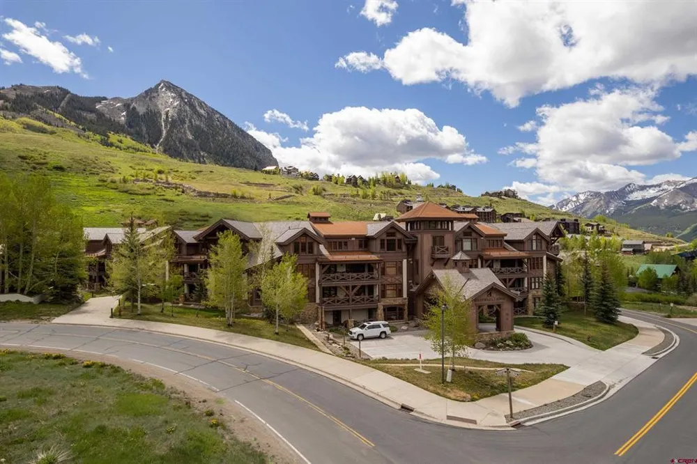 14 Hunter Hill Rd #C-102 Crested Butte, CO 81225