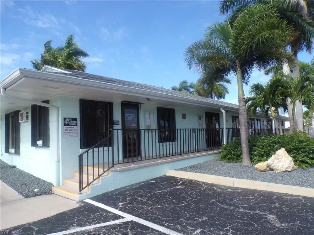 128 Cortez Way Fort Myers Beach, FL 33931