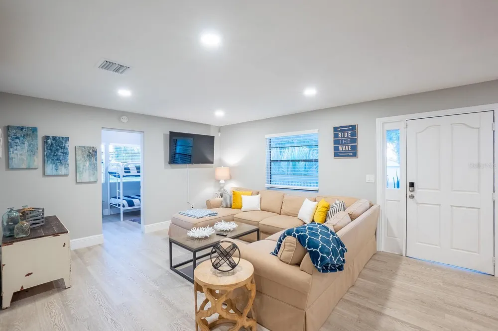 244 LEXINGTON DRIVE Daytona Beach, FL 32114