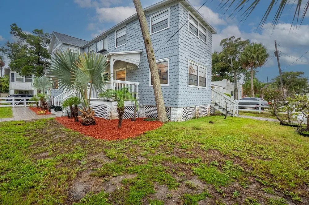 244 LEXINGTON DRIVE Daytona Beach, FL 32114