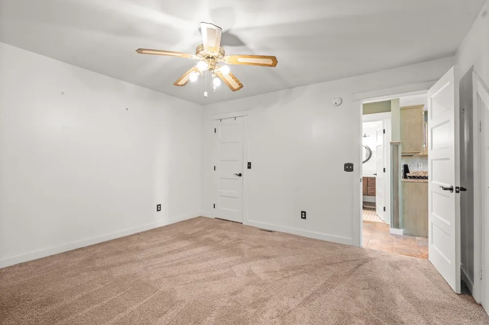 913 Royal Oaks Trail Brasstown, NC 28902
