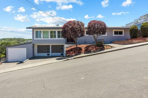 37 Truman Drive