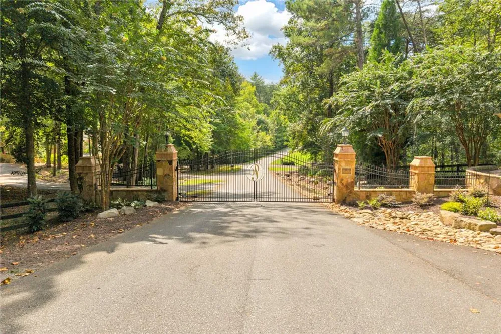 98 Sharp Mountain Parkway Jasper, GA 30143