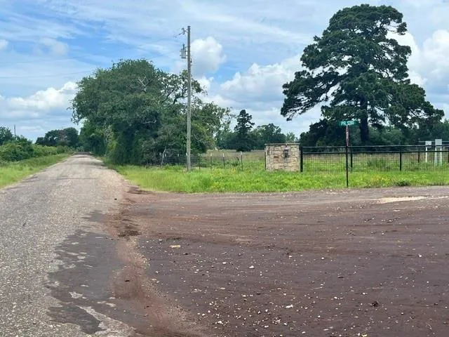 76 Pr 1286 Off Cr 114 Centerville, TX 75833