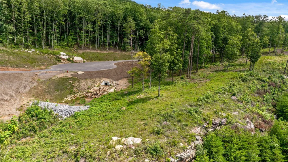 1134 Ransom Point Road Signal Mountain, TN 37377