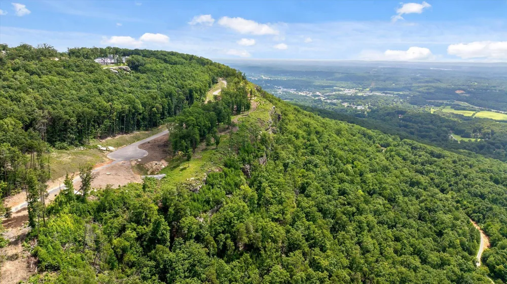 1134 Ransom Point Road Signal Mountain, TN 37377