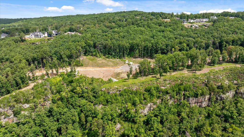 1134 Ransom Point Road Signal Mountain, TN 37377