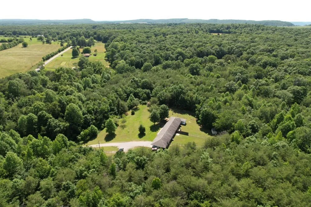 11109 Hendon Road Graysville, TN 37338
