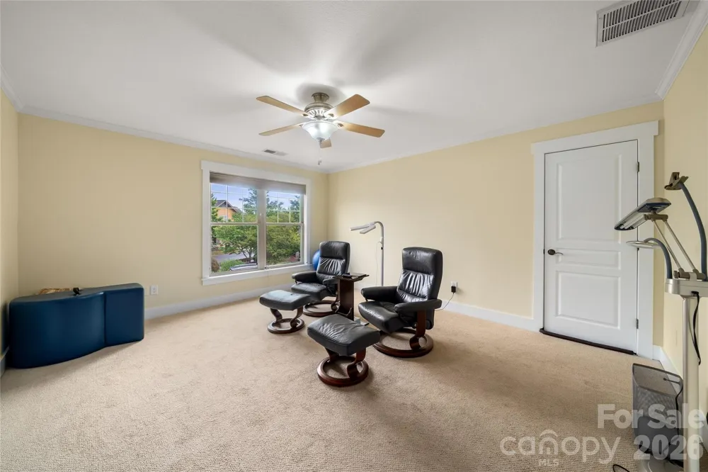 3 Holland Mountain View Asheville, NC 28804