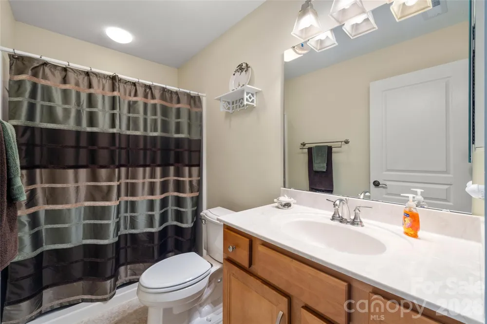 3 Holland Mountain View Asheville, NC 28804