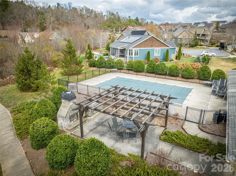 3 Holland Mountain View Asheville, NC 28804