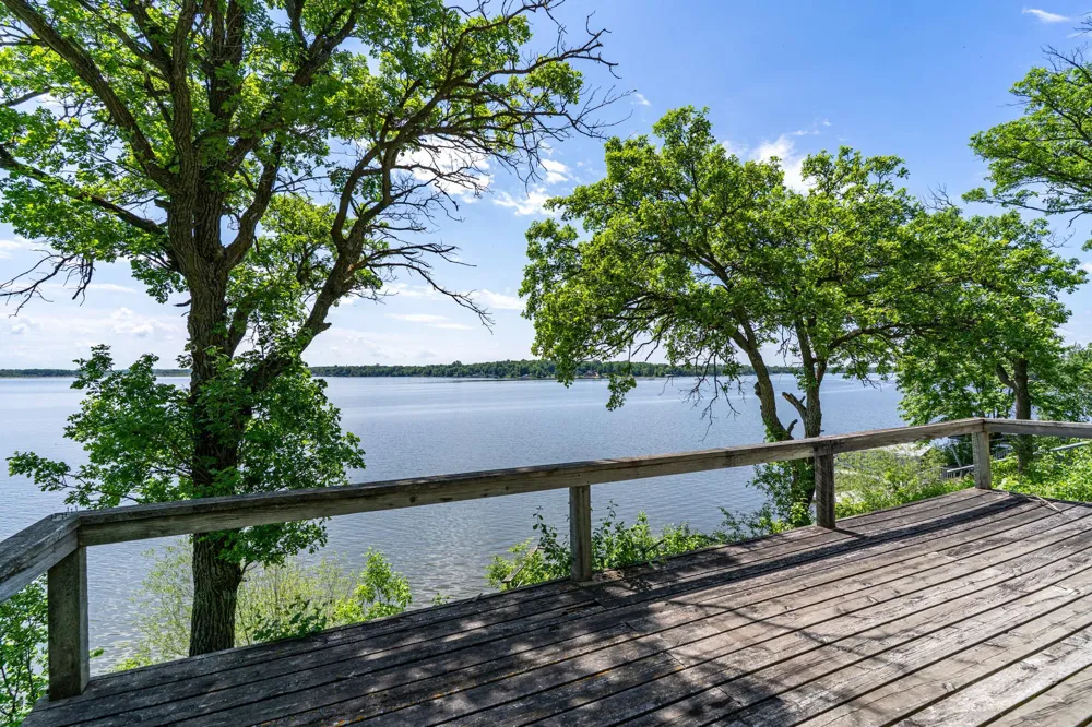 15815 Sandy Beach Road SE Mentor, MN 56736