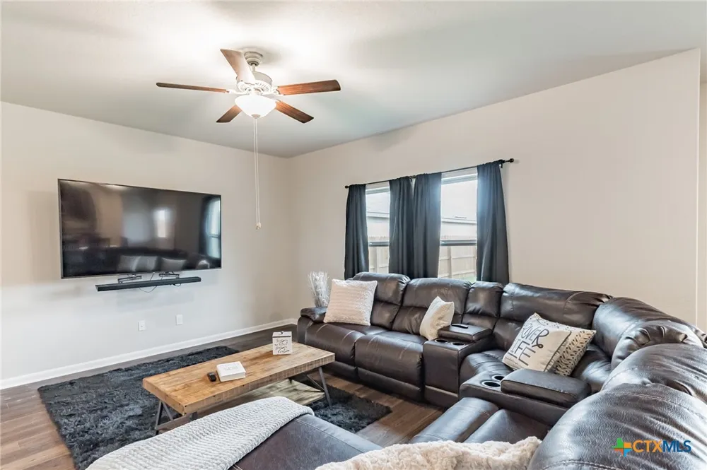 7811 Toledo Bend San Antonio, TX 78252