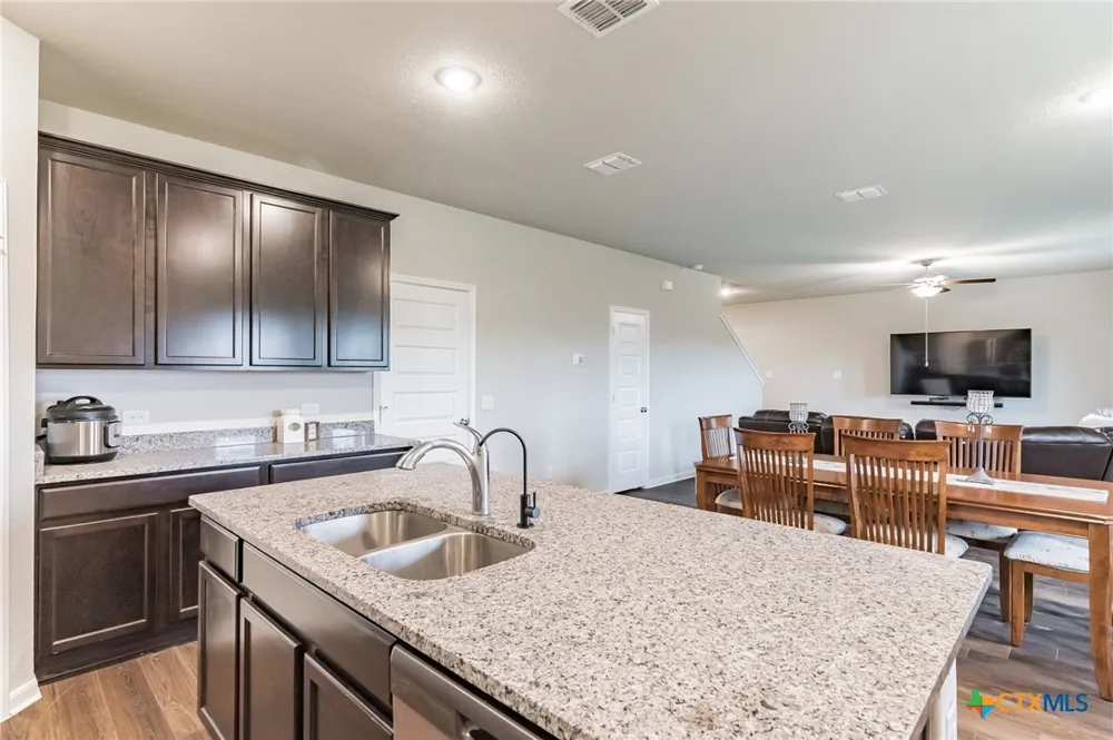7811 Toledo Bend San Antonio, TX 78252