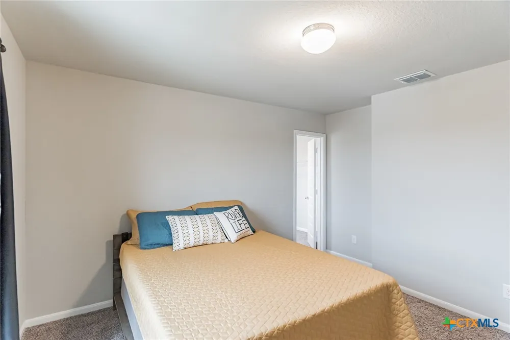 7811 Toledo Bend San Antonio, TX 78252