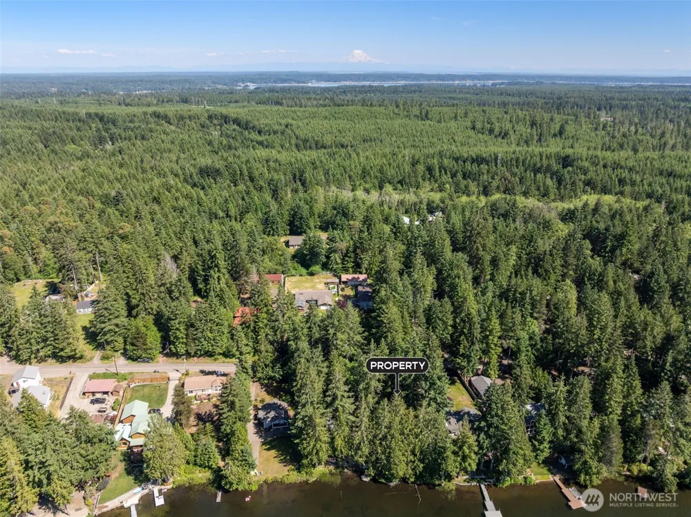 861 E Trails End Drive Belfair, WA 98528