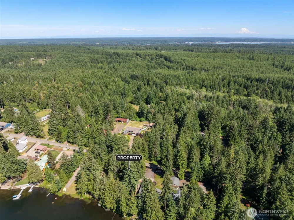 861 E Trails End Drive Belfair, WA 98528