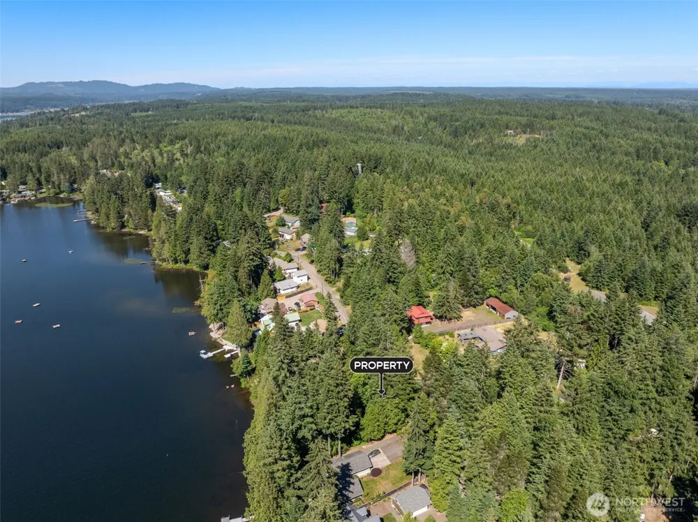 861 E Trails End Drive Belfair, WA 98528