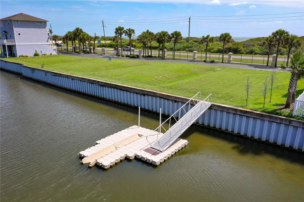 3568 OCEAN SHORE BOULEVARD Palm Coast, FL 32137