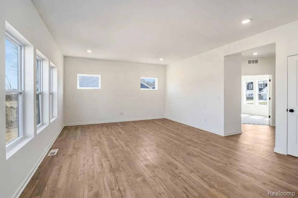 5421 Lily Ann Lane Dryden Township, MI 48428