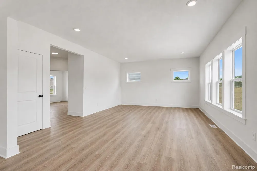 5421 Lily Ann Lane Dryden Township, MI 48428