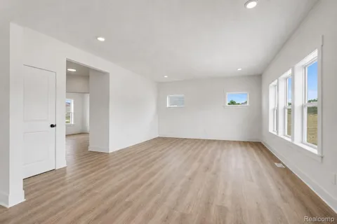 5421 Lily Ann Lane