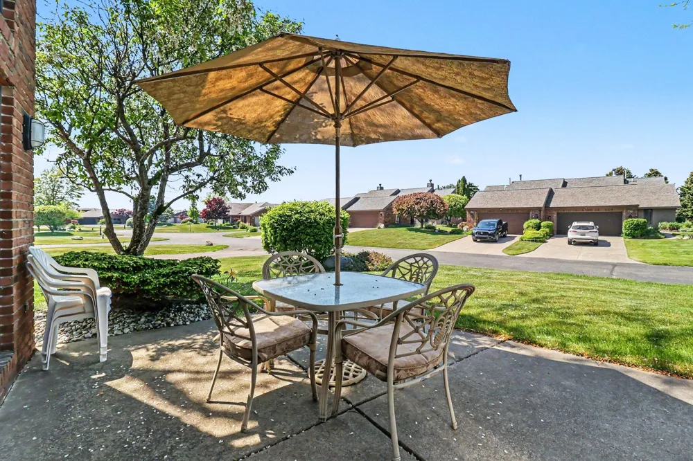 212 Harbor Drive Ludington City, MI 49431