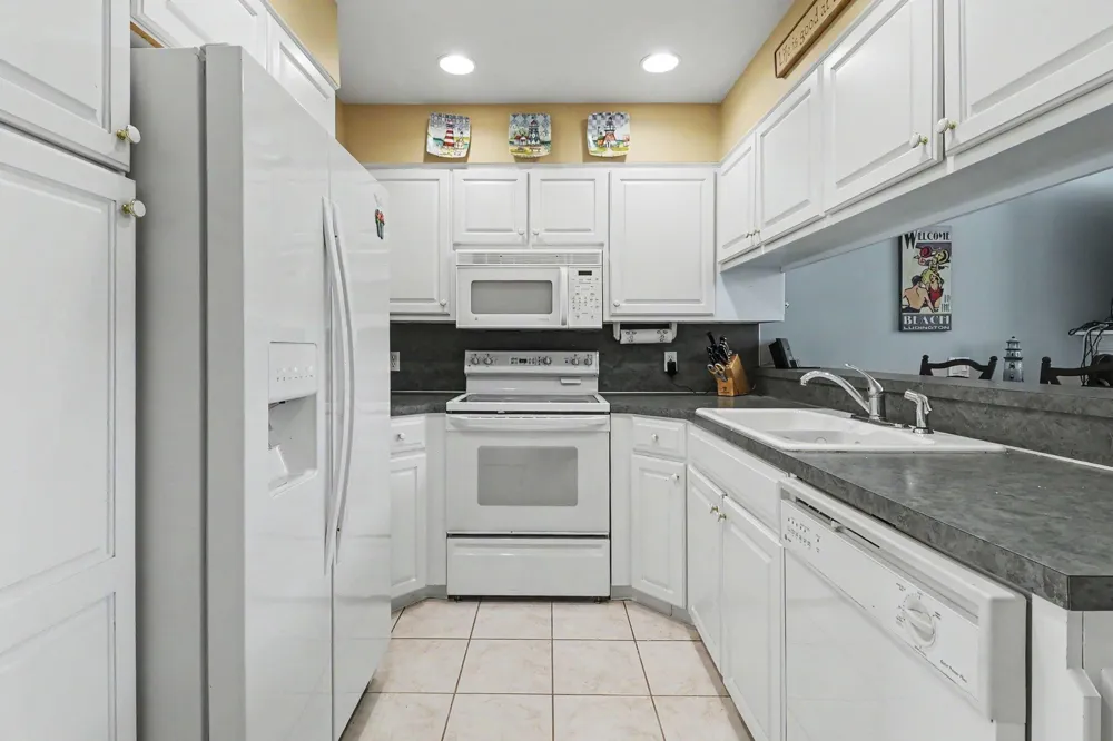 212 Harbor Drive Ludington City, MI 49431