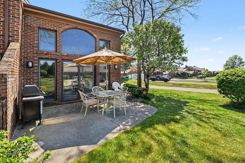 212 Harbor Drive Ludington City, MI 49431